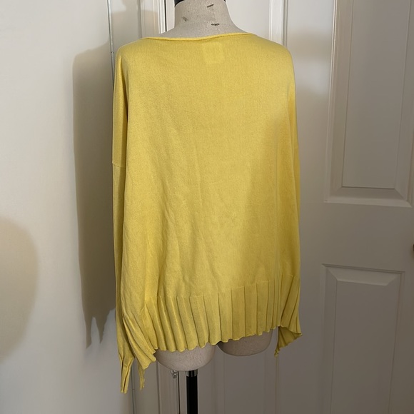 PLANET Pineapple Yellow Soft Knit Blouse Flowy Fit - Picture 7 of 8